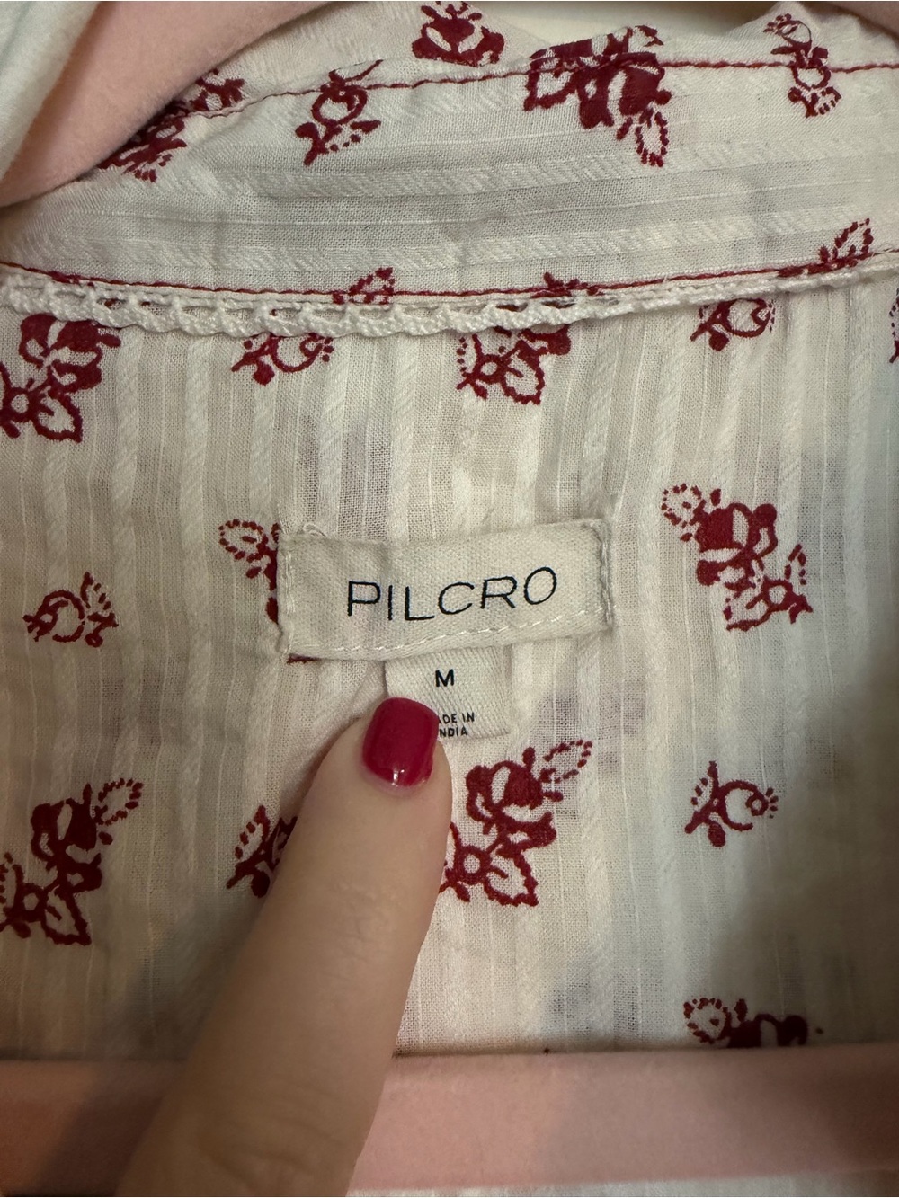 Anthropologie Cream and Red Short-Sleeve Paisley Floral Bandana Button-Up Top - Picture 4 of 8